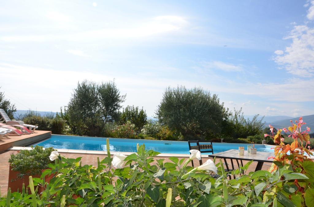 Casale Il Cerqueto Bed and Breakfast San Severino Marche Exteriör bild