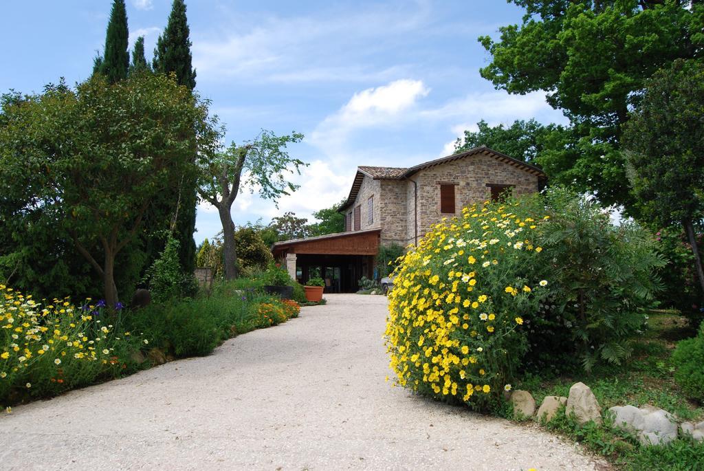 Casale Il Cerqueto Bed and Breakfast San Severino Marche Exteriör bild