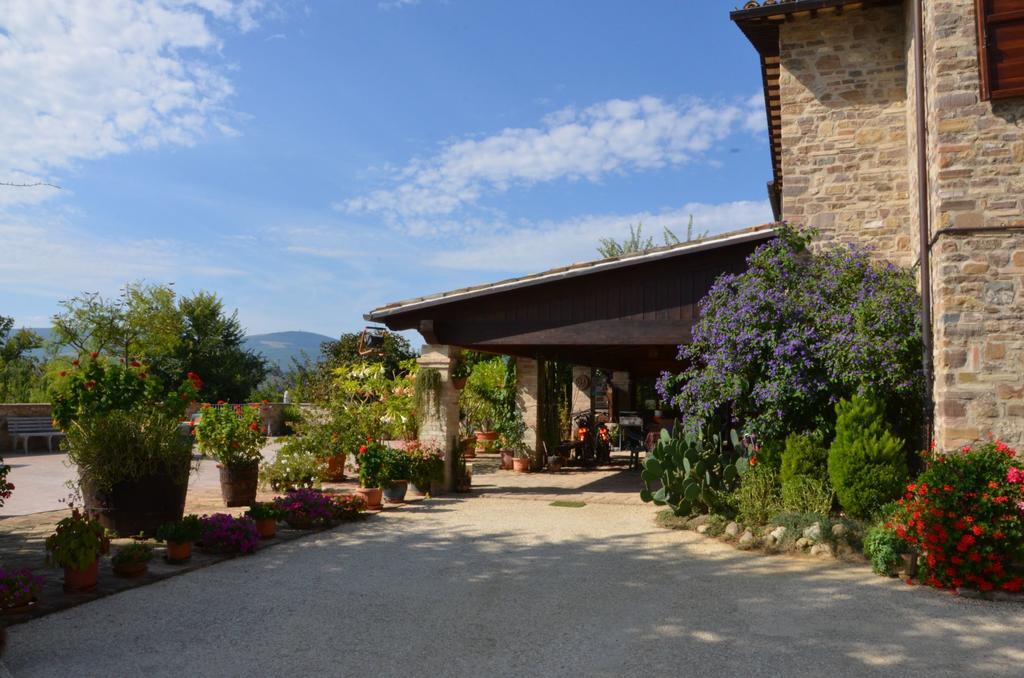 Casale Il Cerqueto Bed and Breakfast San Severino Marche Exteriör bild